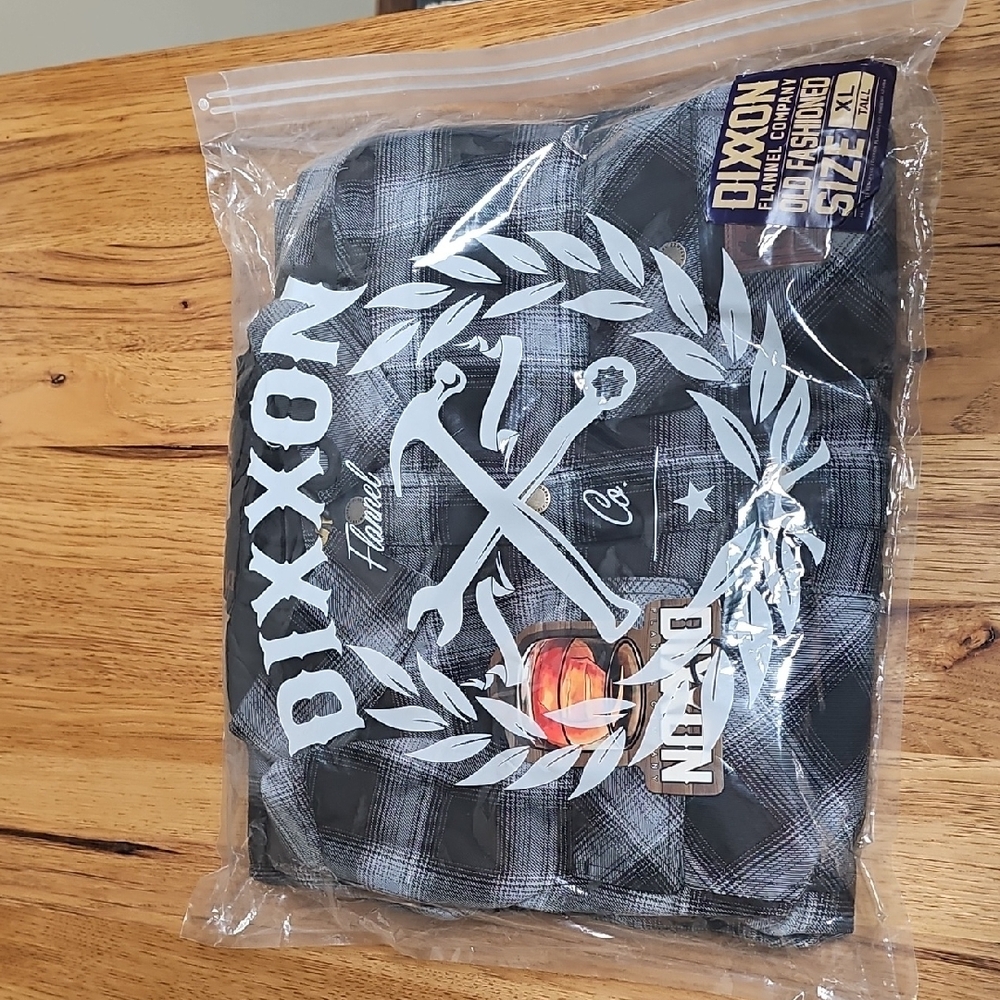 Dixxon Flannel Shirt in Black and Gray